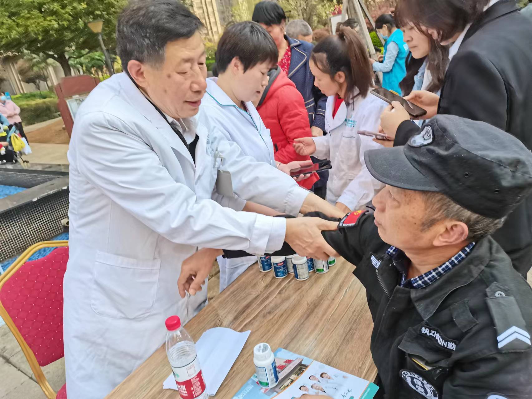 嘉峪关最新24小时高价回收医保长沙方法分析(最方便真实的嘉峪关长沙医废处理方法)